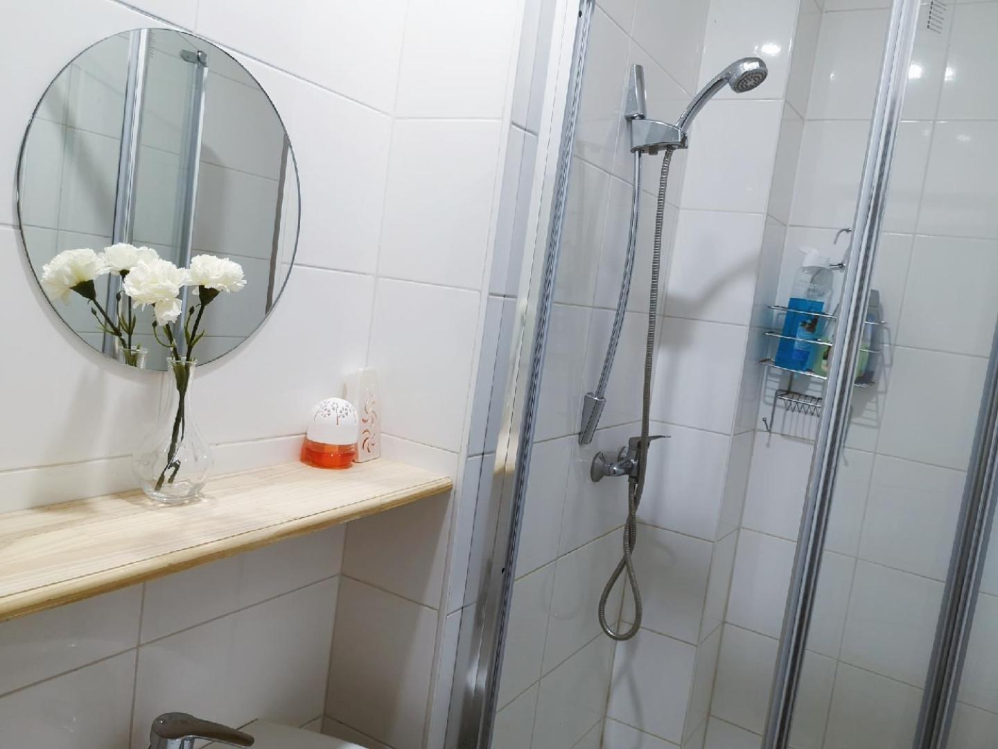 A Private Room For Backpacker Share Bathroom Bruksela Zewnętrze zdjęcie